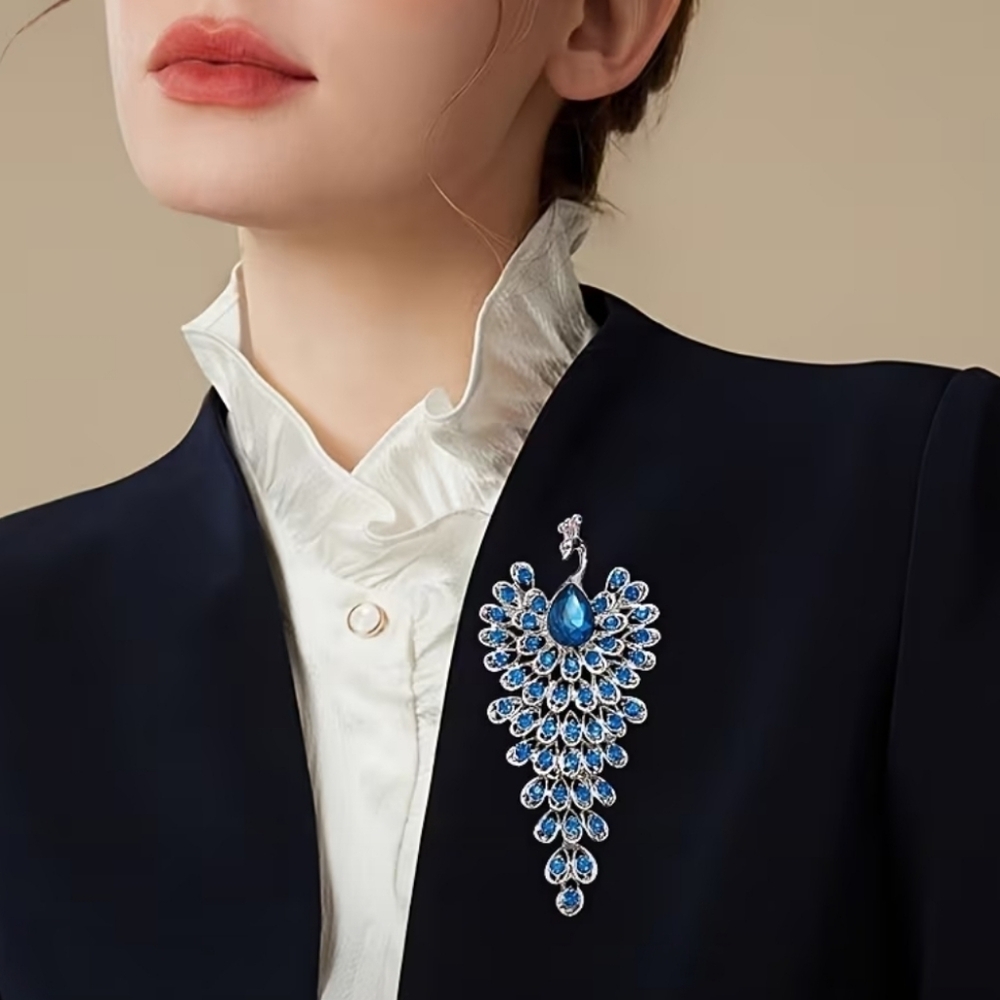 🆕️🦚 BLUE STATEMENT PEACOCK BROOCH PIN🦚 - Picture 7 of 9